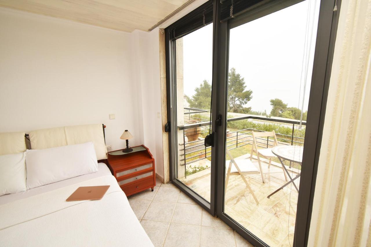 Olia Sea View Shared Pool Villa, Néa Fókaia Zewnętrze zdjęcie